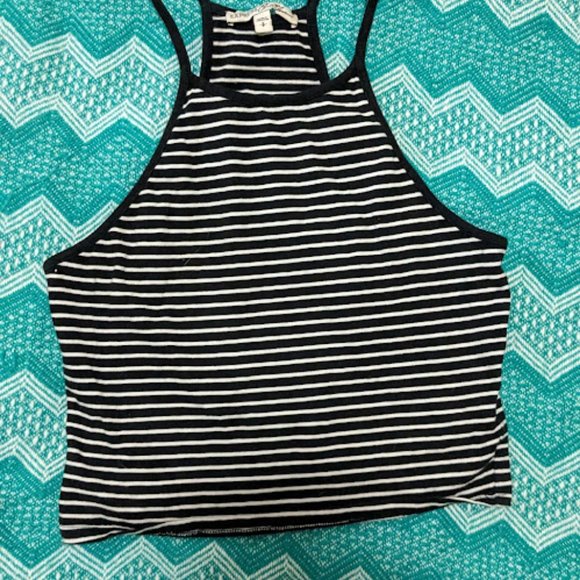 Express Stripped Crop top - Picture 2 of 3